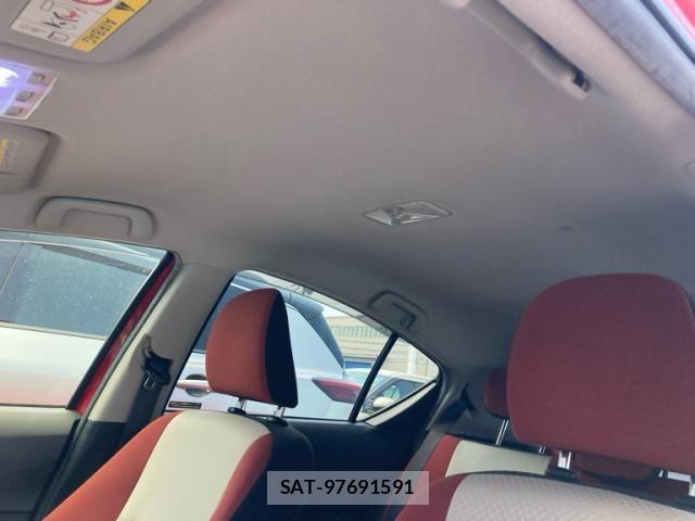 Toyota AQUA 2015-05 8658006-10
