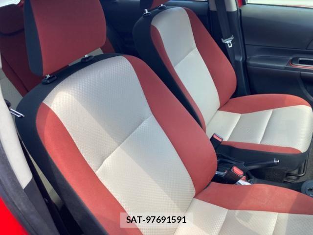 Toyota AQUA 2015-05 8658006-14