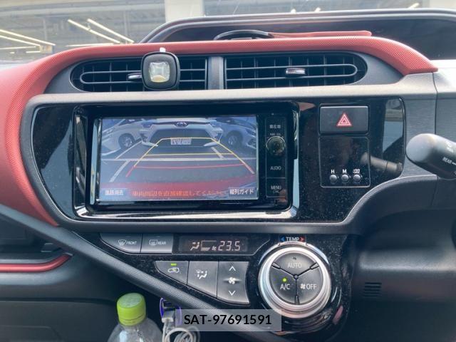 Toyota AQUA 2015-05 8658006-18