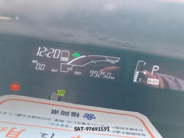 Toyota AQUA 2015-05 8658006-19