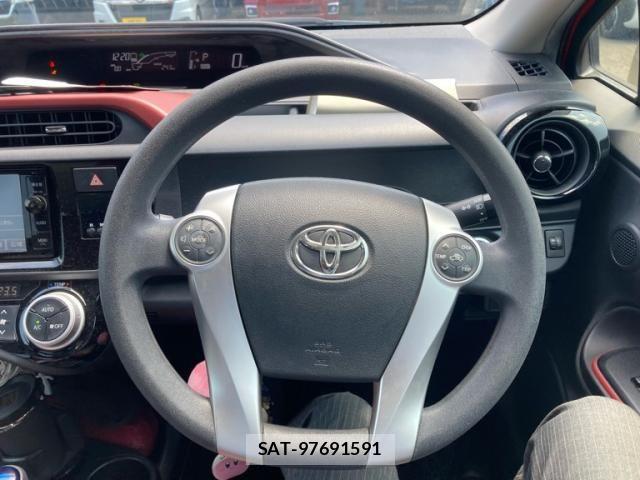 Toyota AQUA 2015-05 8658006-20