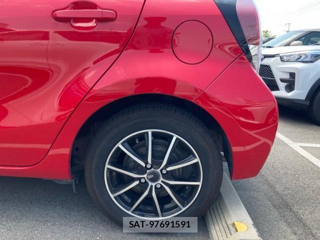 Toyota AQUA 2015-05 8658006-4