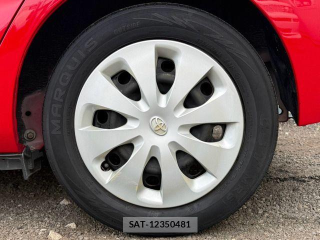 Toyota AQUA 2014-02 8658009-5