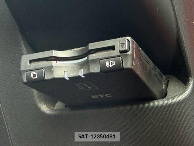 Toyota AQUA 2014-02 8658009-7