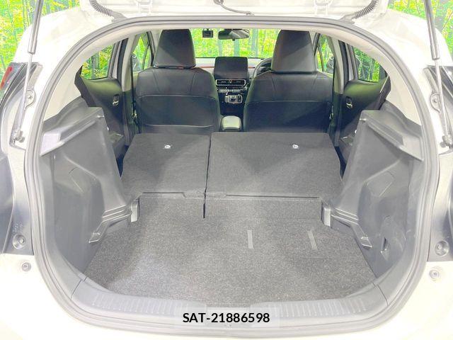 Toyota AQUA 2023-03 8657964-9