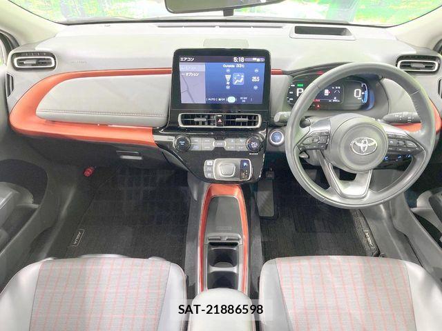Toyota AQUA 2023-03 8657964-1