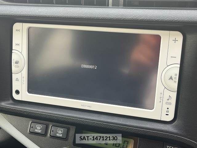 Toyota AQUA 2013-07 8657992-14