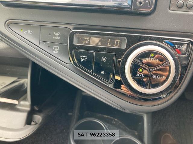 Toyota AQUA 2017-07 8658002-19