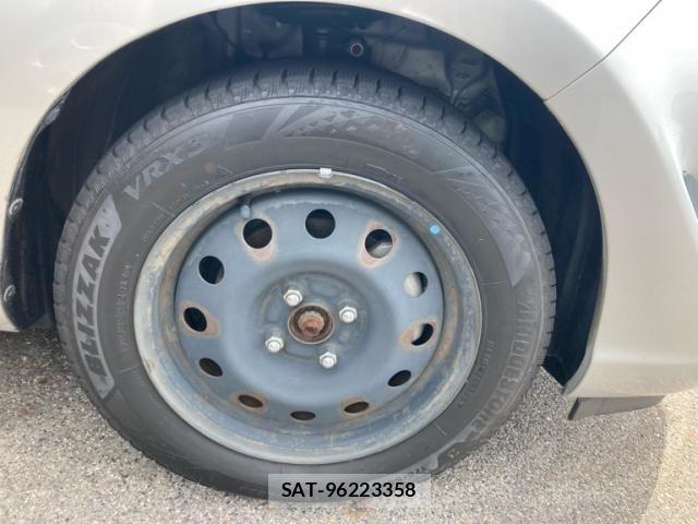 Toyota AQUA 2017-07 8658002-4