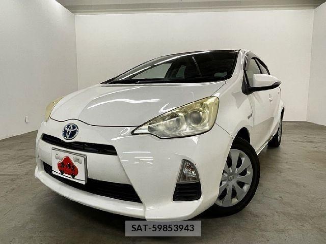 Toyota AQUA 2012-05 8658022-0