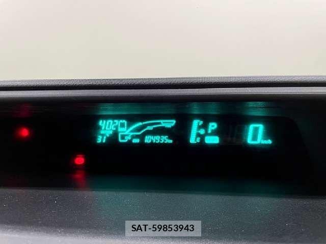 Toyota AQUA 2012-05 8658022-8