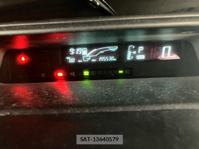 Toyota AQUA 2014-04 8658017-14