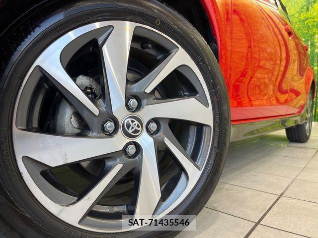 Toyota AQUA 2015-09 8657993-12