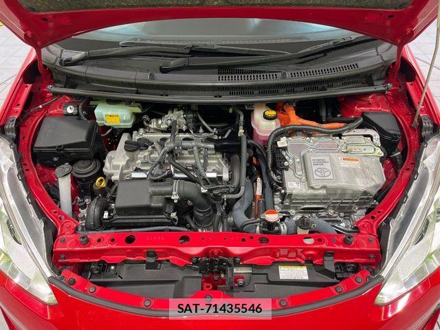 Toyota AQUA 2015-09 8657993-17
