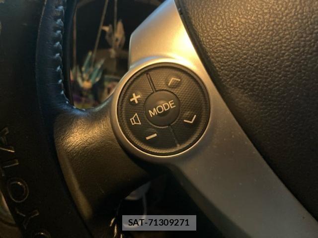 Toyota AQUA 2015-03 8658007-10