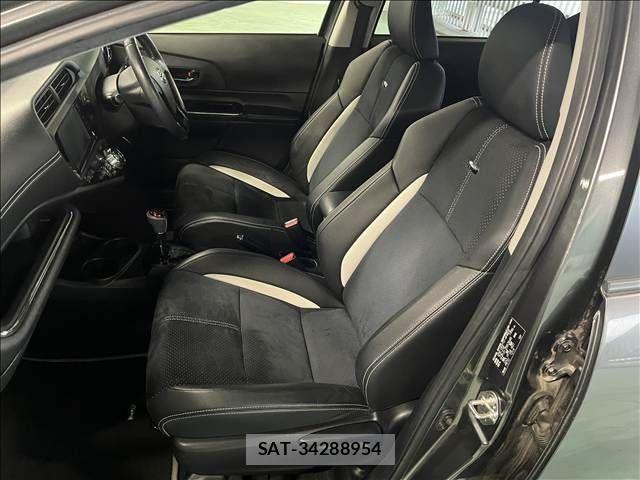 Toyota AQUA 2016-07 8657970-9