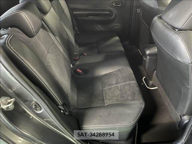 Toyota AQUA 2016-07 8657970-10