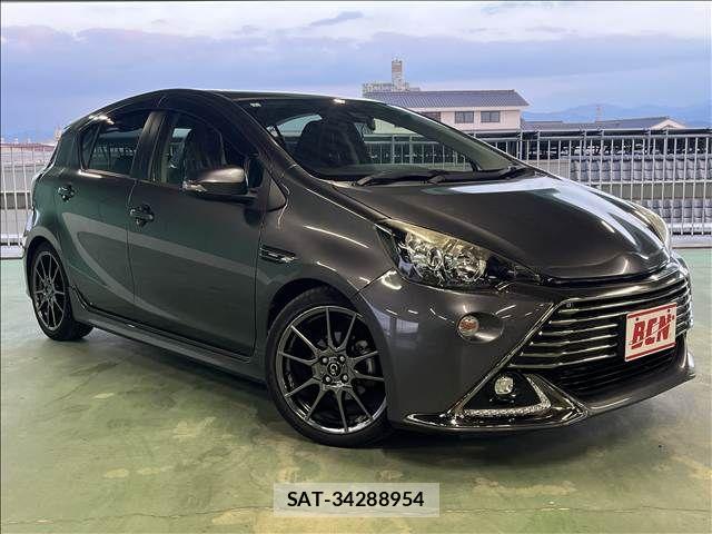 Toyota AQUA 2016-07 8657970-1