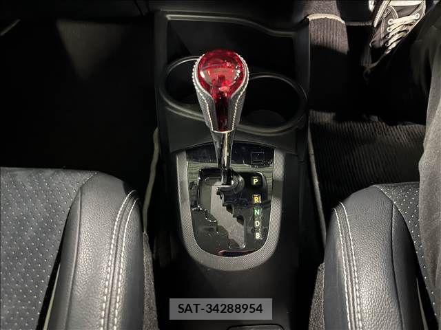 Toyota AQUA 2016-07 8657970-21