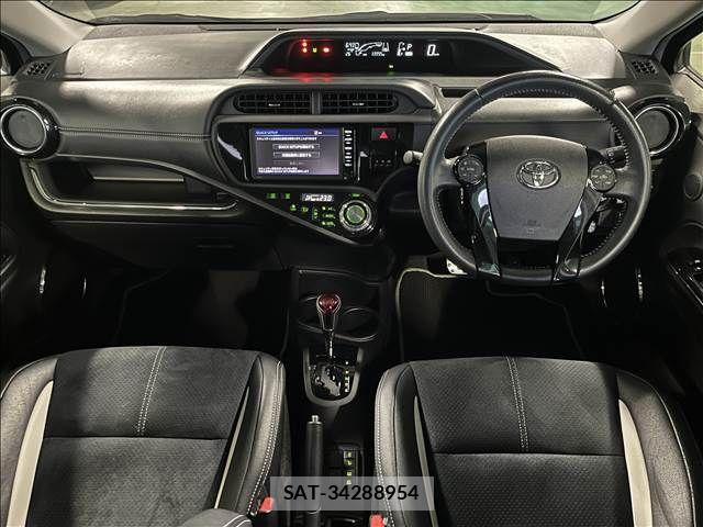 Toyota AQUA 2016-07 8657970-2