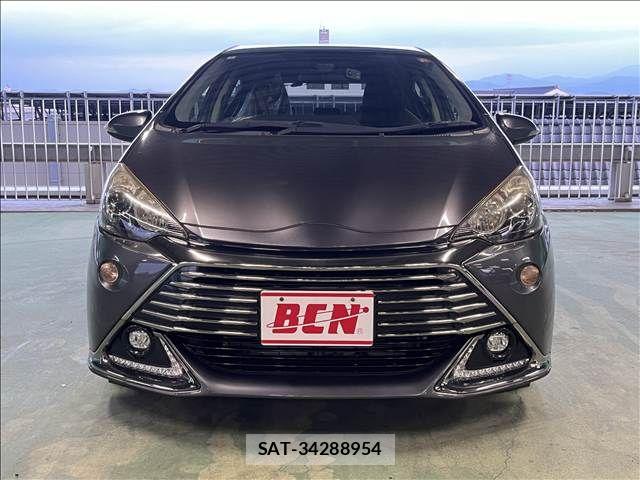 Toyota AQUA 2016-07 8657970-6