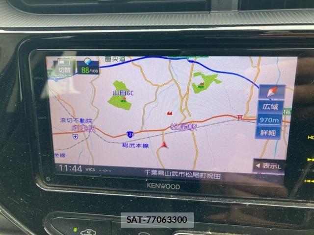 Toyota AQUA 2018-03 8657995-9