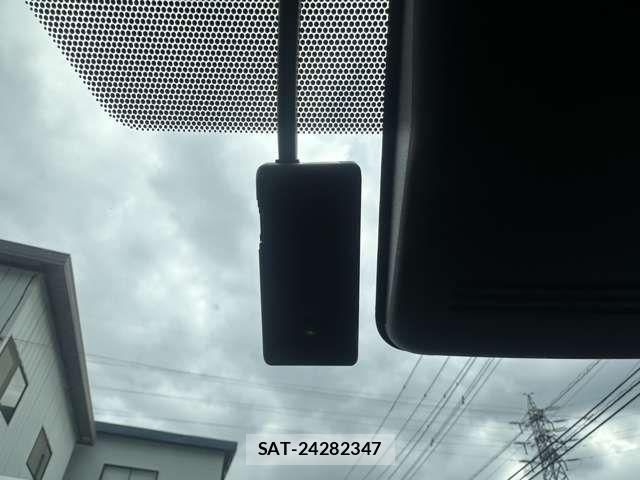 Toyota AQUA 2021-10 8657976-4