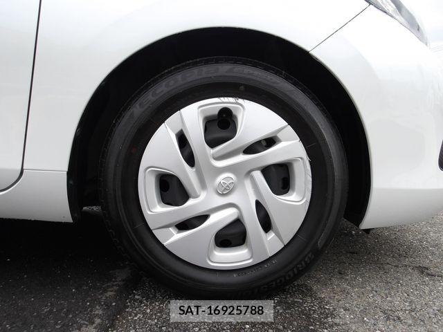 Toyota AQUA 2023-07 8665791-25