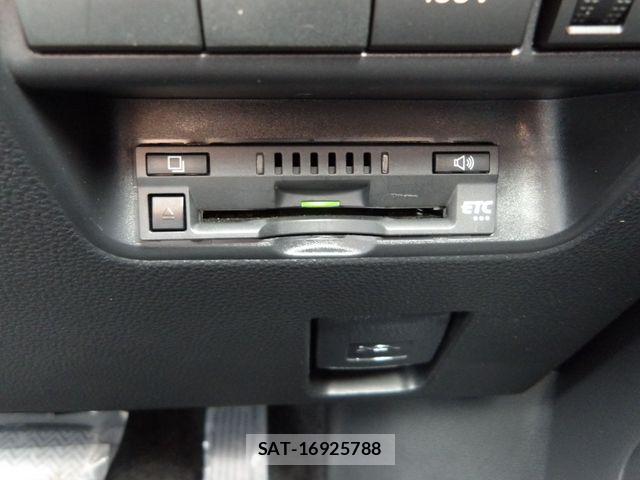 Toyota AQUA 2023-07 8665791-7