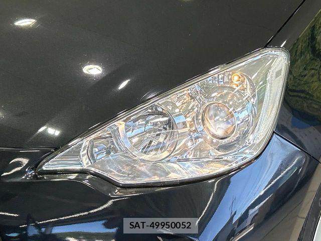 Toyota AQUA 2014-04 8657991-11