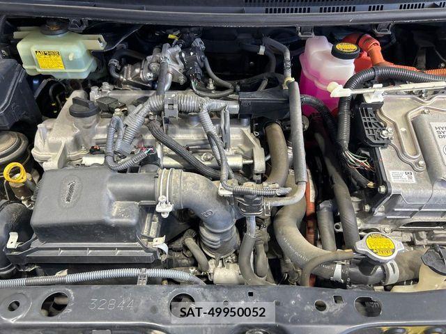 Toyota AQUA 2014-04 8657991-17