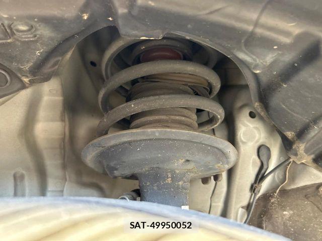Toyota AQUA 2014-04 8657991-19