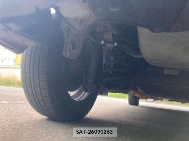 Toyota AQUA 2015-03 8658018-9