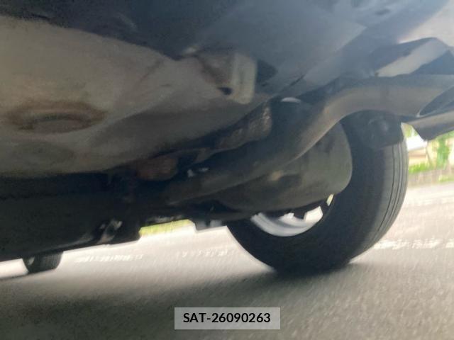 Toyota AQUA 2015-03 8658018-10
