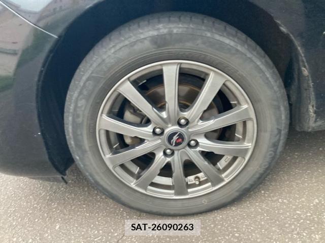 Toyota AQUA 2015-03 8658018-12