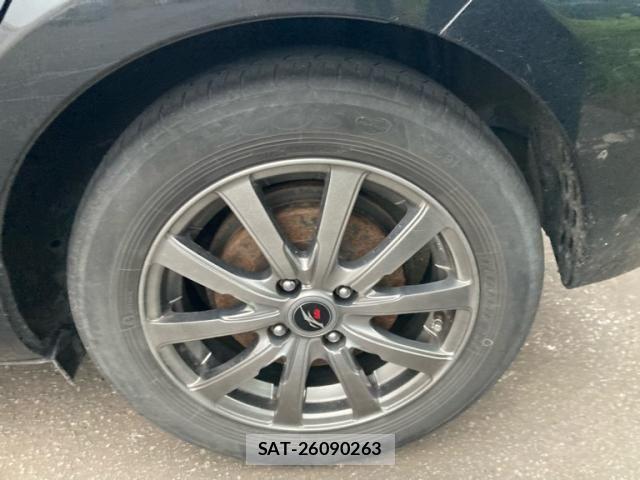 Toyota AQUA 2015-03 8658018-13