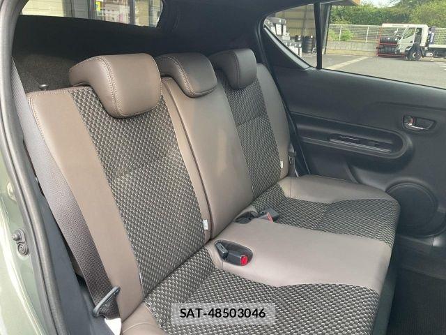 Toyota AQUA 2018-10 8657967-11