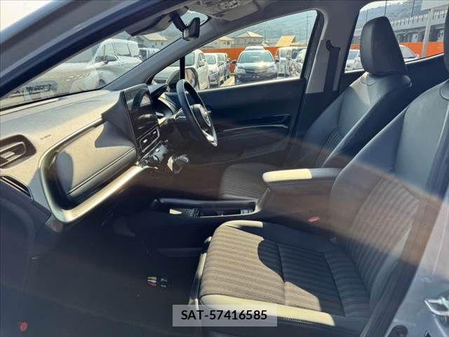Toyota AQUA 2024-01 8665788-17