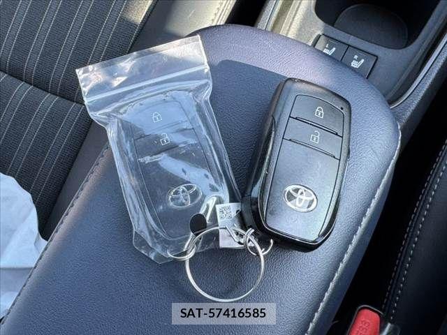 Toyota AQUA 2024-01 8665788-6