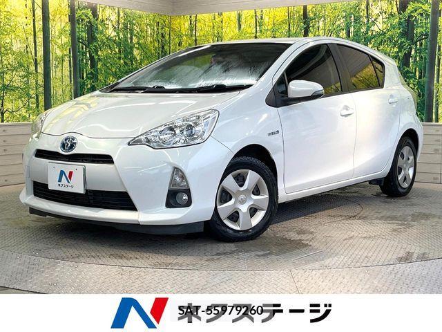 Toyota AQUA 2014-04 8657985-0