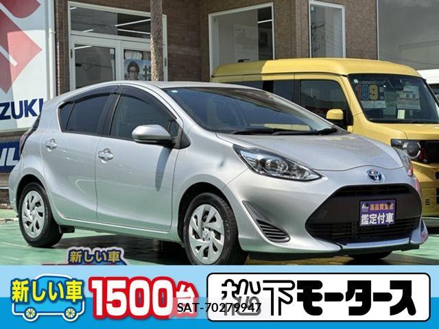 Toyota AQUA 2021-07 8657973-0