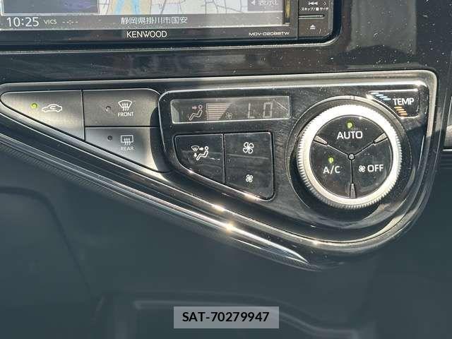 Toyota AQUA 2021-07 8657973-15