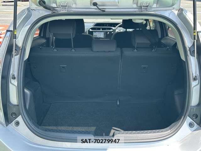 Toyota AQUA 2021-07 8657973-8
