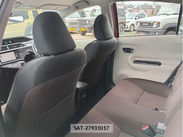 Toyota AQUA 2012-04 8658004-14