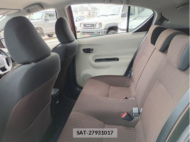 Toyota AQUA 2012-04 8658004-15