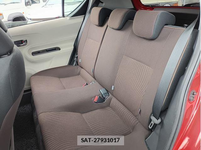 Toyota AQUA 2012-04 8658004-16