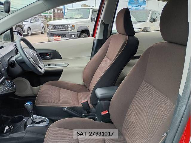 Toyota AQUA 2012-04 8658004-19