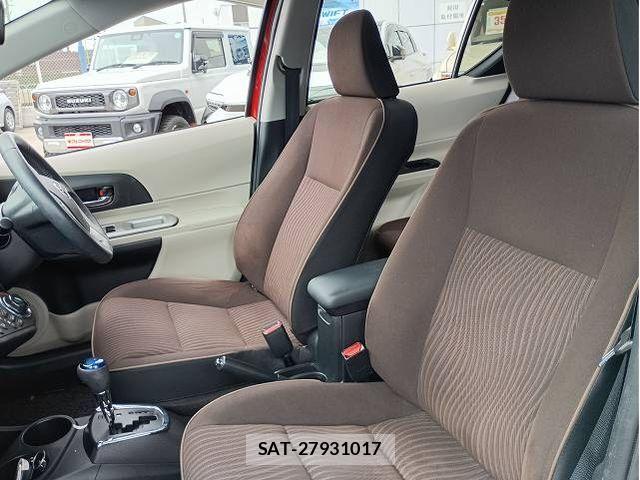Toyota AQUA 2012-04 8658004-20