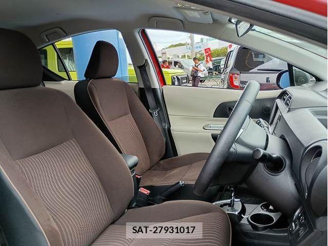 Toyota AQUA 2012-04 8658004-25