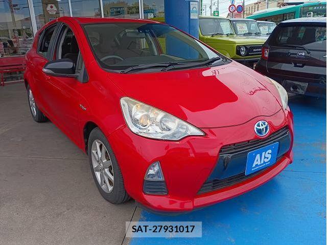 Toyota AQUA 2012-04 8658004-6